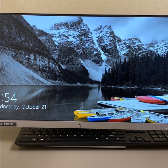 Meet your Posher, Genia - Picture 1 of 1